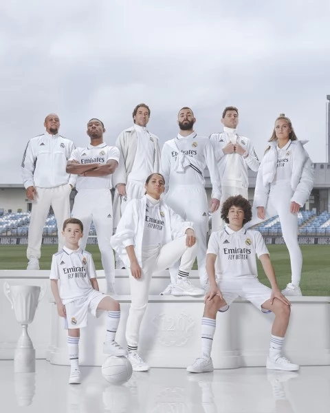 Real Madrid Fotbalový Dres 2022-23 David Alaba 4 Domácí